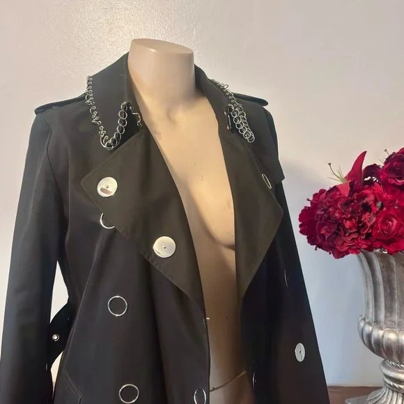 BURBERRY Ring Pierced Mid-length Kensington-fit Gabardine Trench
🫦HARD-2-FIND👄 - Picture 9 of 16